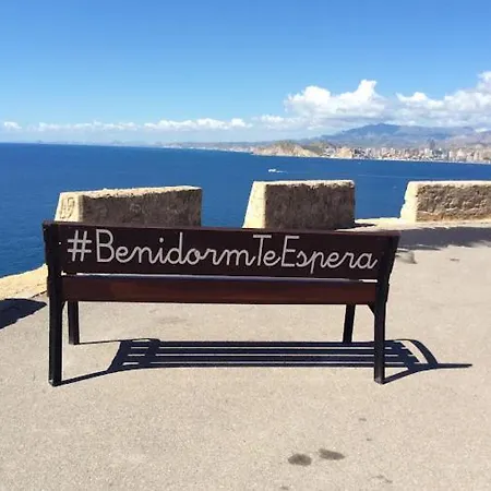 Familiar - Sunset Waves -grupo Ami Benidorm