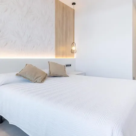 Familiar - Sunset Waves -grupo Ami Benidorm